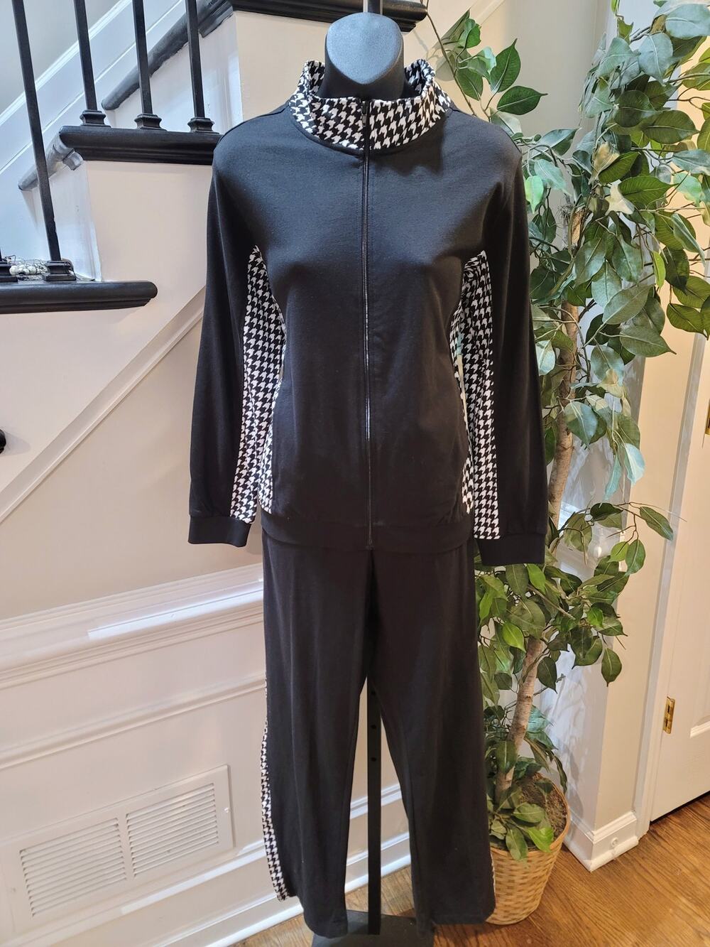 Anthony Richards tracksuit Set Womens Medium Black/White Houndstooth Full Zipper